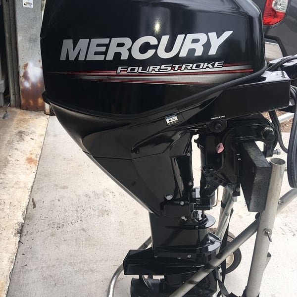 Used 2019 Mercury 25HP 4-Stroke Outboard Motor – 20" Shaft, Tiller Steering - Image 2